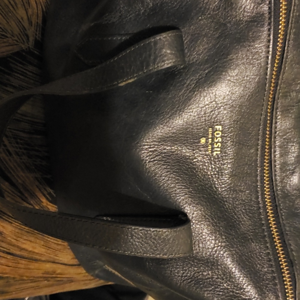 Purses - Picture 2 of 3